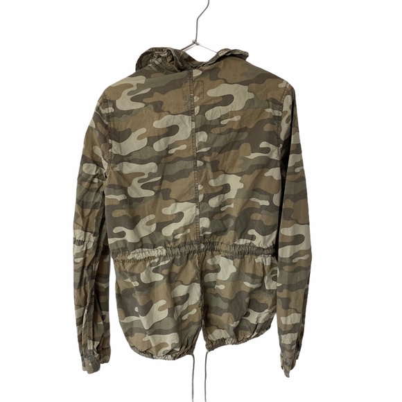 American Eagle AEO Camo Print cargo jacket - Picture 3 of 3